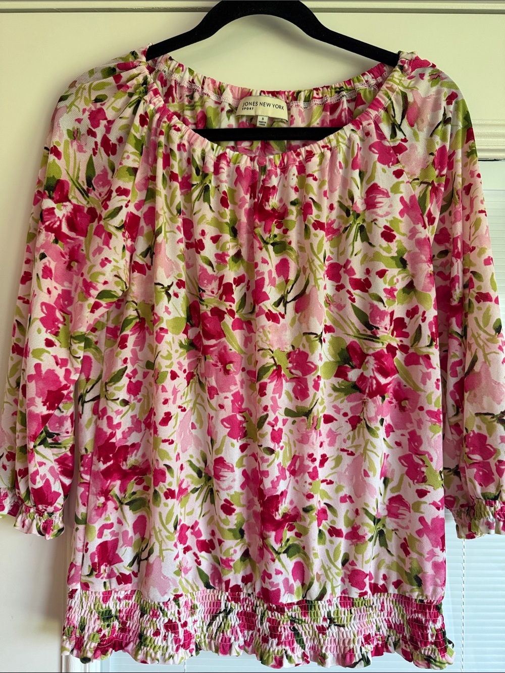 Jones New York Pink & Green Floral Smocked-Hem Peasant Top